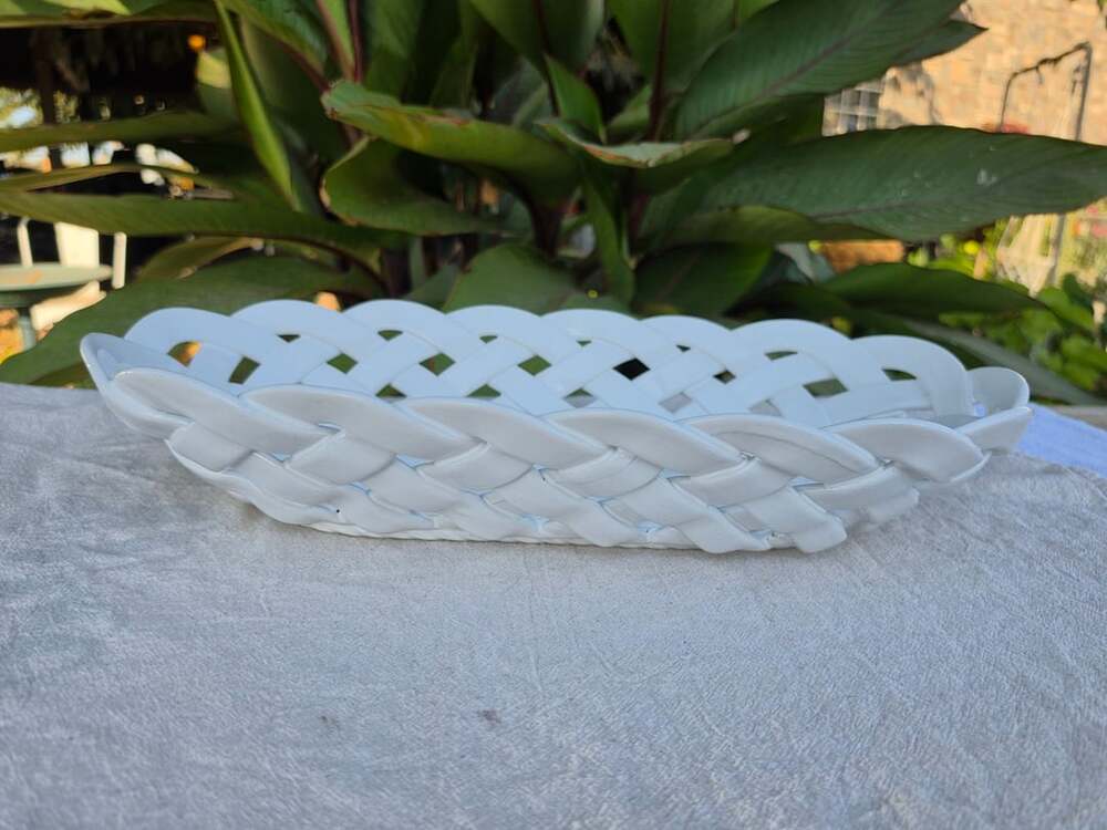 Primo'Gi Italian White Glazed Ceramic Woven Basket Tray